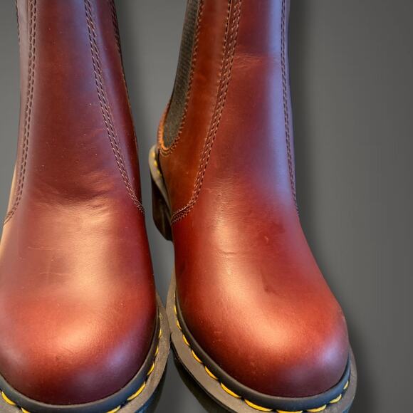 NWOT Women's Size 6 DR. MARTENS Cadence Leather Chelsea Boots - Picture 2 of 11